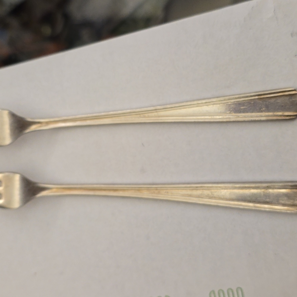 Silver R.W&S SEAFOOD FORKS - Picture 4 of 4